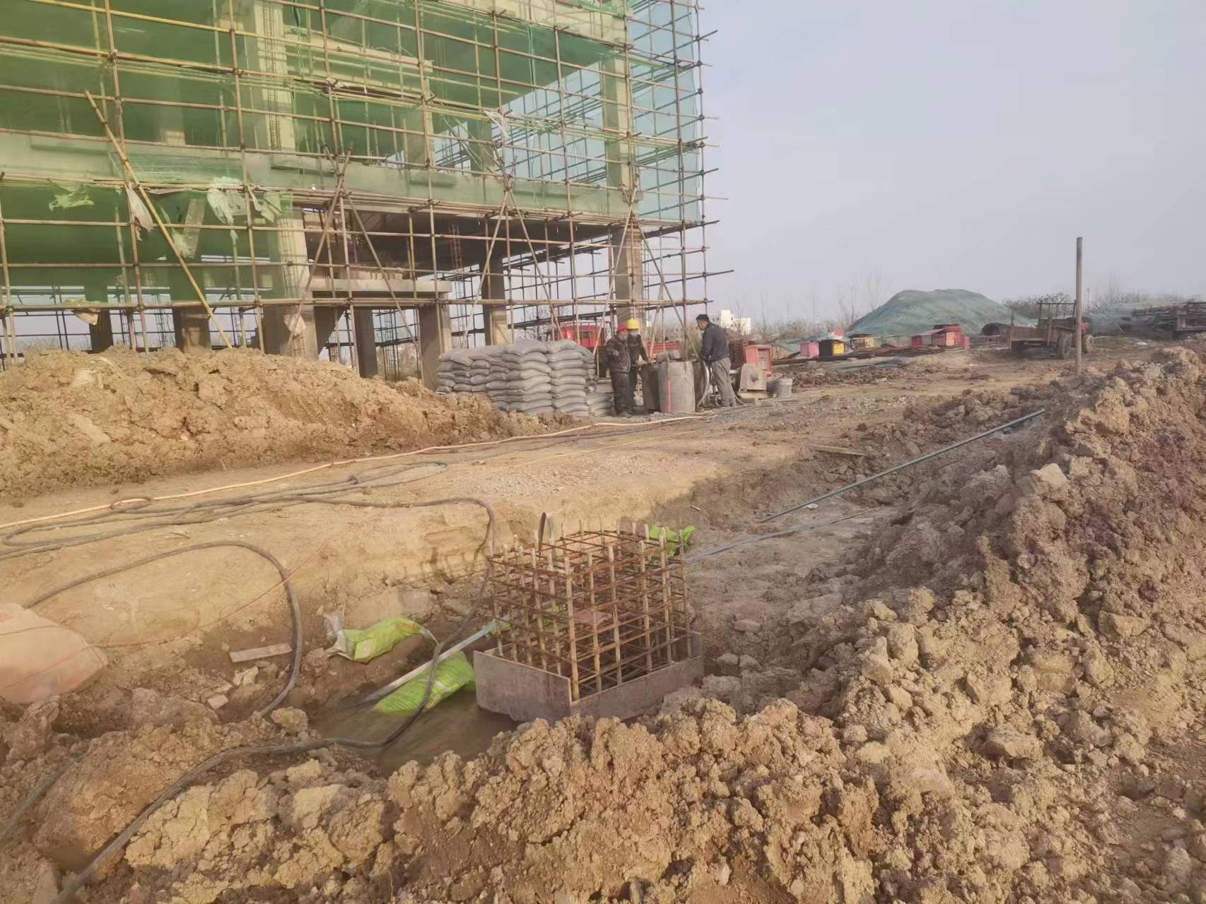 感城镇当桥梁出现裂缝的时候应该及时加固修补